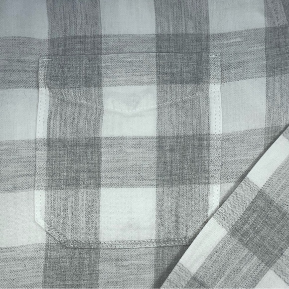 Travis Mathew Shirt Adult Medium Gray White Button Up Plaid Flannel Preppy Men - Picture 8 of 15